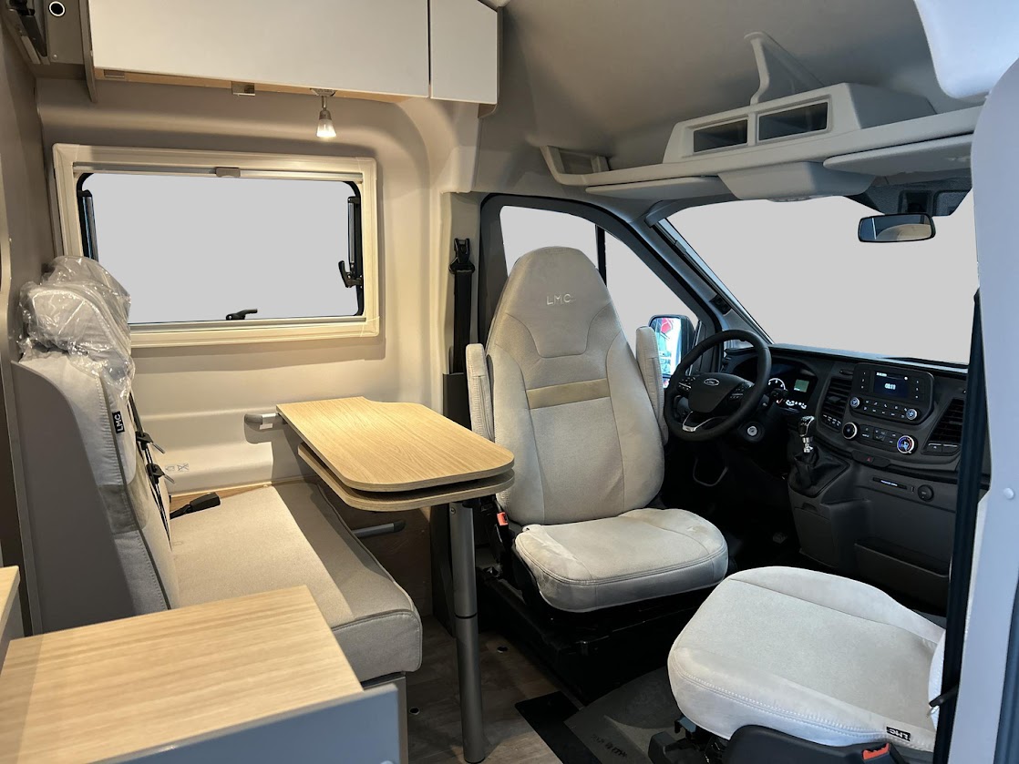 LMC Innovan 590 — matkailuauto vuokralle, kuva 4