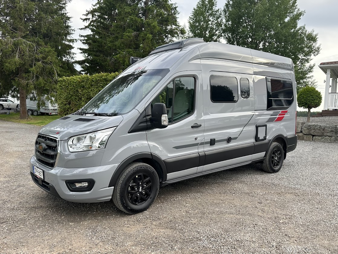 LMC Innovan 590 — matkailuauto vuokralle, kuva 2