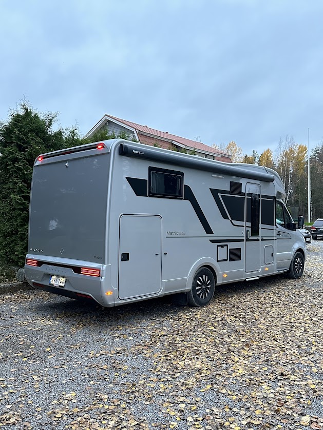 Adria Matrix Supreme 670 SL ALDE "Premium" — matkailuauto vuokralle, kuva 5