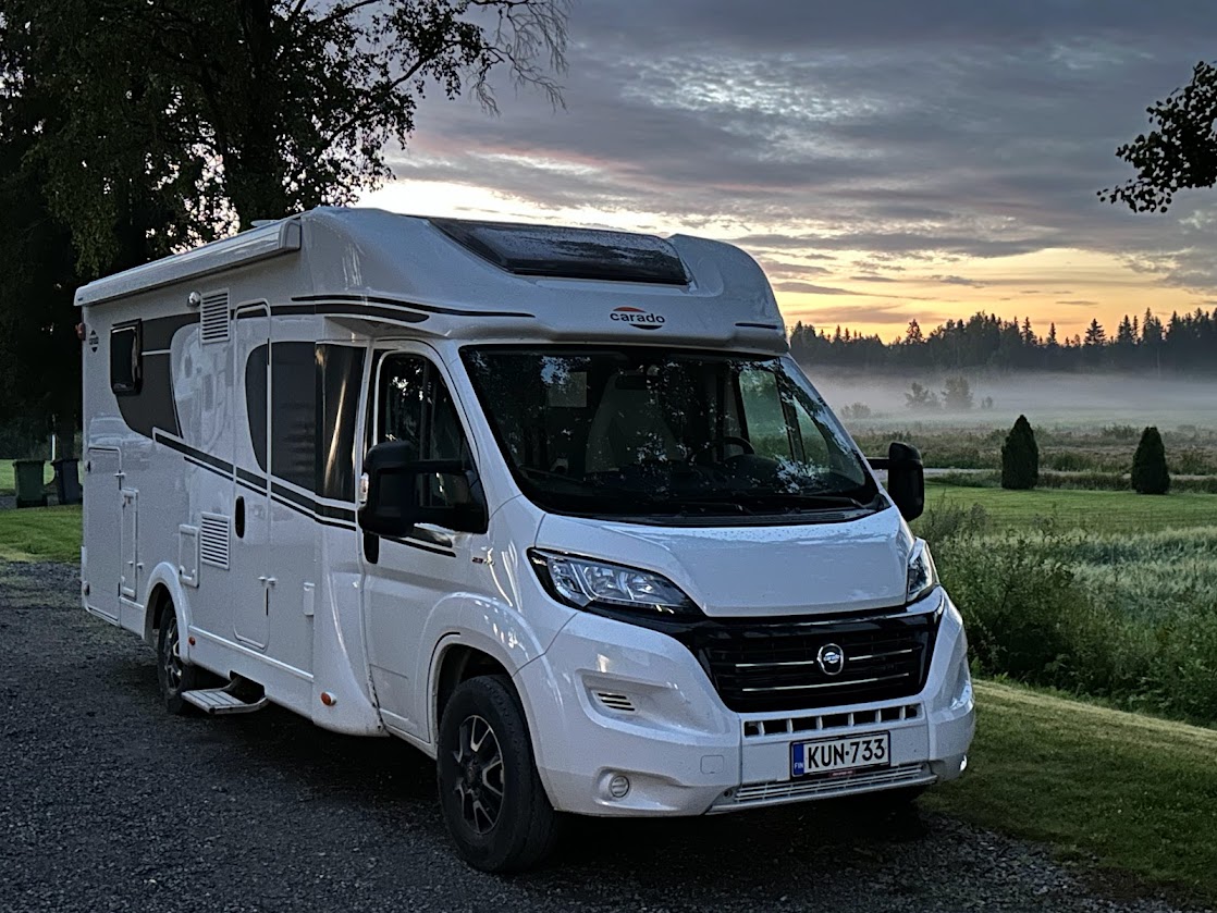 Carado T 447 — matkailuauto vuokralle, kuva 2