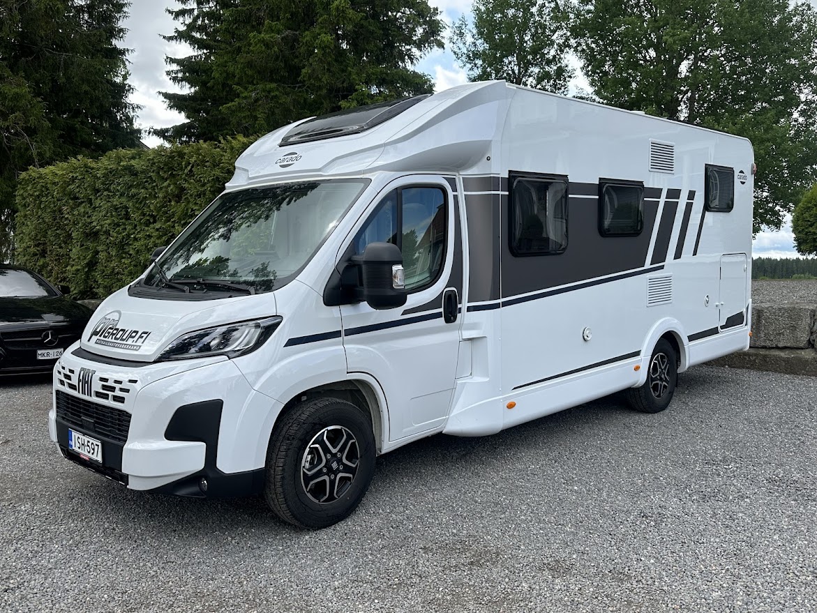 Carado T 448 — matkailuauto vuokralle, kuva 2